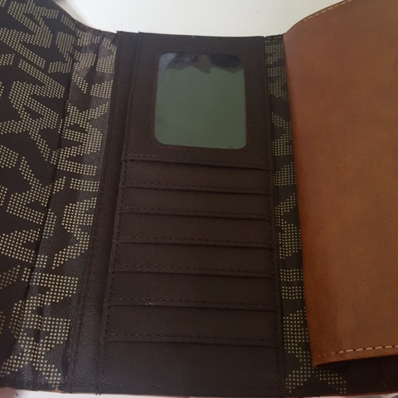 Wallet - Picture 7 of 7